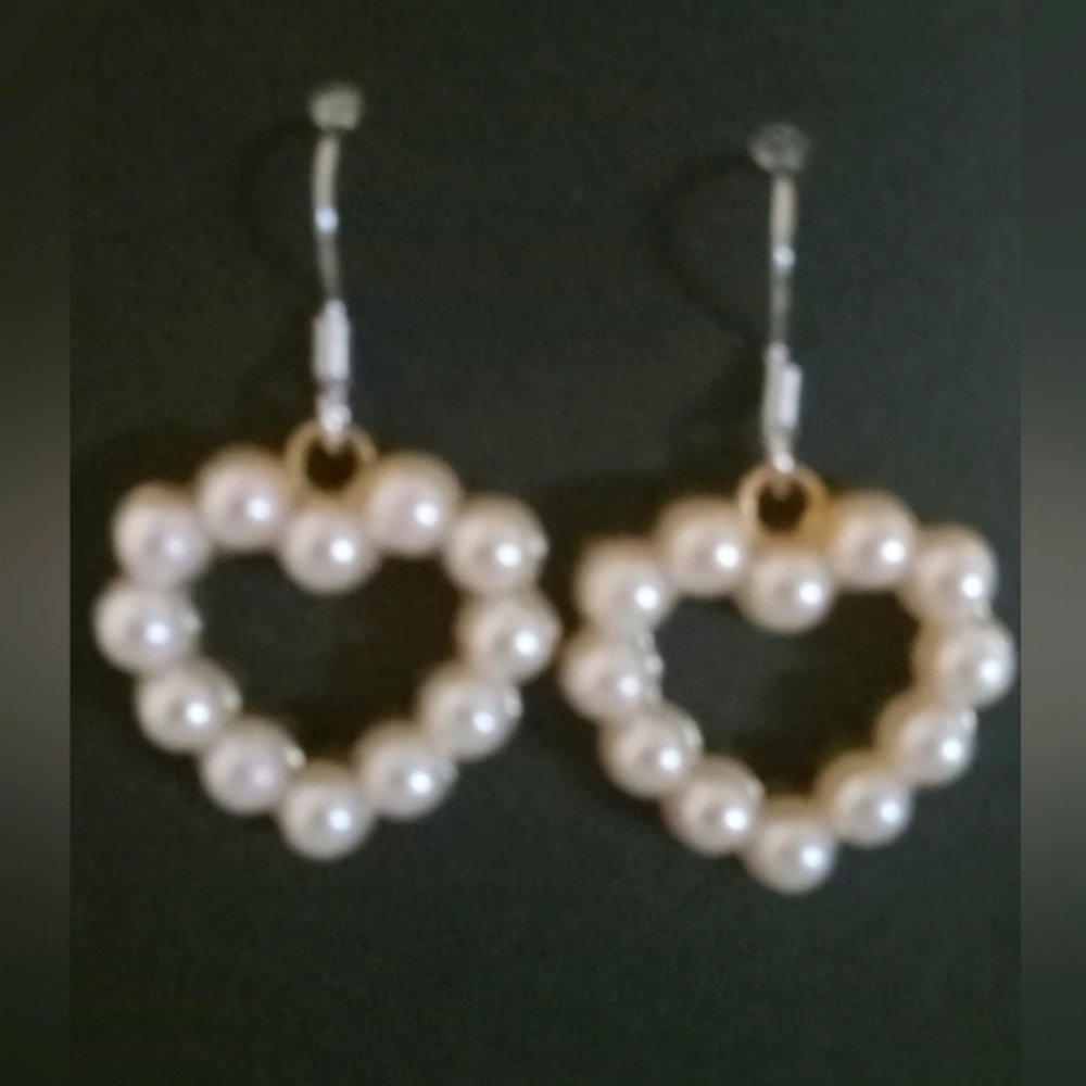 Heart-Shaped Pearl Earrings